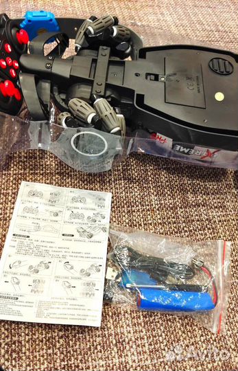 Машина на радиоуправлении с пультом