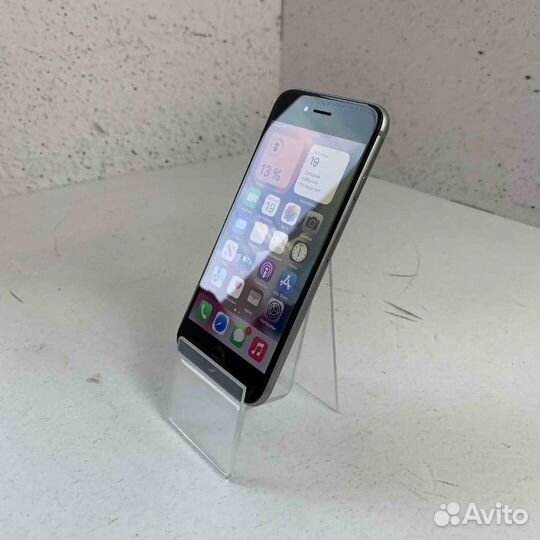iPhone 6S, 32 ГБ
