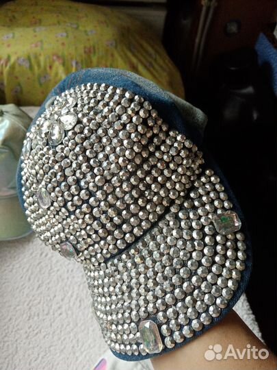 Кепки количество 6 штук