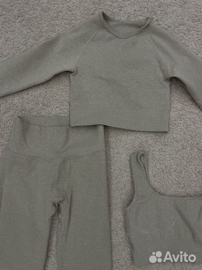 Костюм для йоги и фитнеса 40