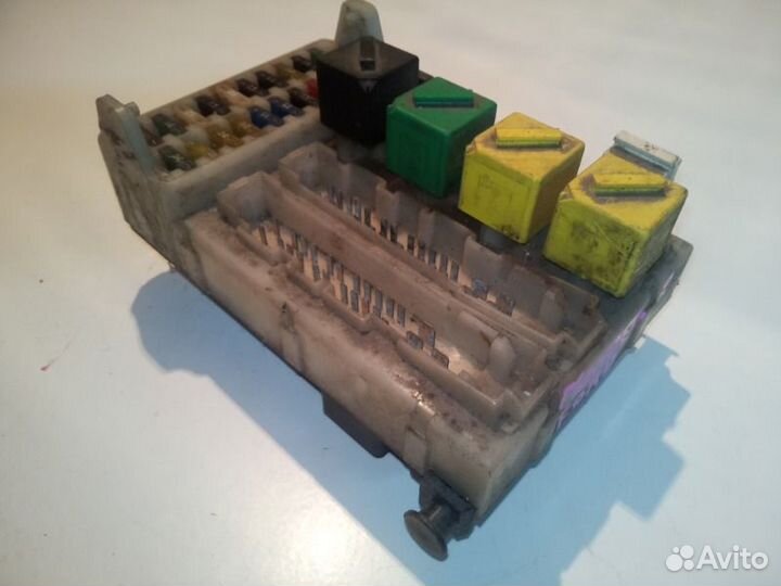 Блок предохранителей Ford Mondeo 2 универсал 2.0