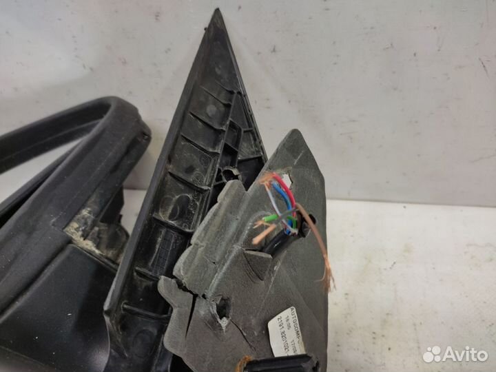 Зеркало левое LADA Granta 2011