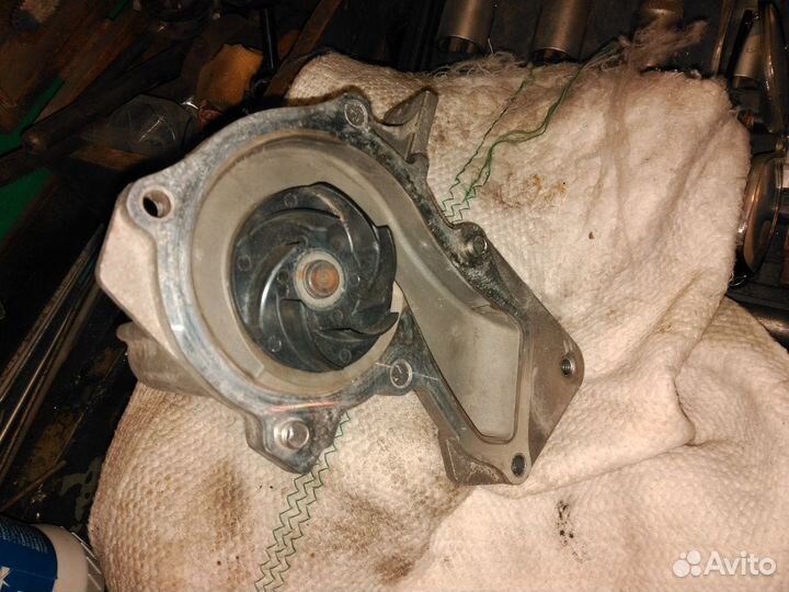 Помпа Форд Фокус 2 (FoMoCo)