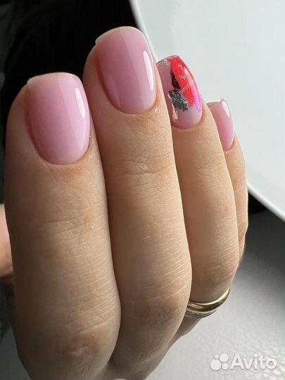 Мастер маникюра