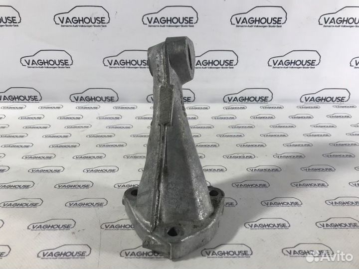 Кронштейн двигателя Ford Scorpio MK 2 1998