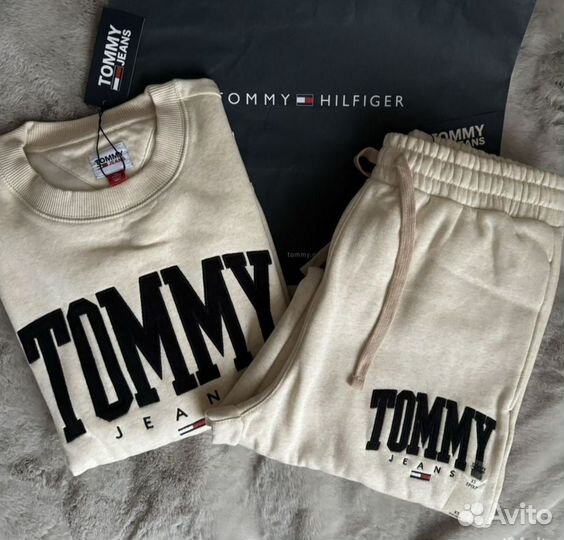 Спортивный костюм женский tommy