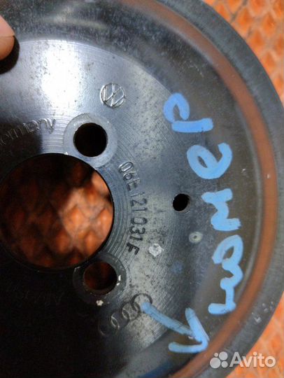 Шкив помпы передний Audi A6 C7 C7 cgwb 2012