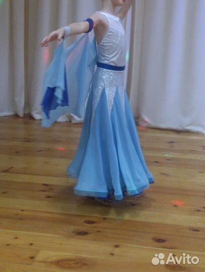 Костюм для спортивных танцев