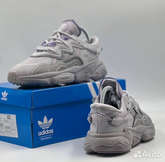 Кроссовки женские Adidas Ozweego