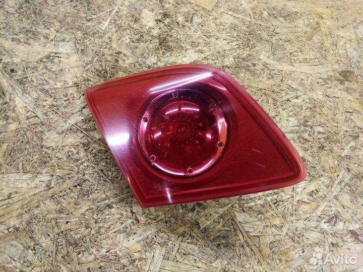 Фара задняя левая Mazda 3 хечбек 1.6 2006