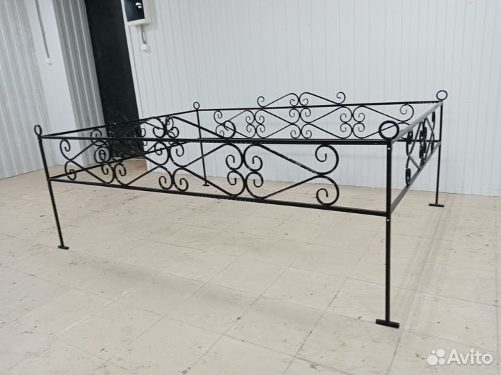 Ограда ритуальная