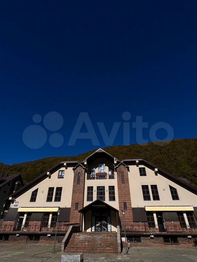 Свободного назначения, 6000 м²