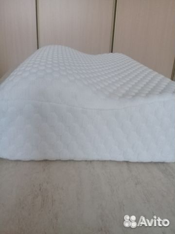 Подушки новые - ортопедическая и обычная
