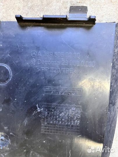 Воздуховод радиатора Mercedes w245