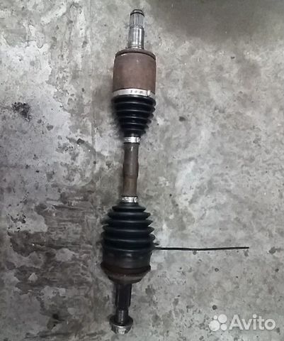 Привод передний левый Mitsubishi Pajero 4