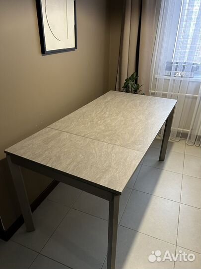 Кухонный стол