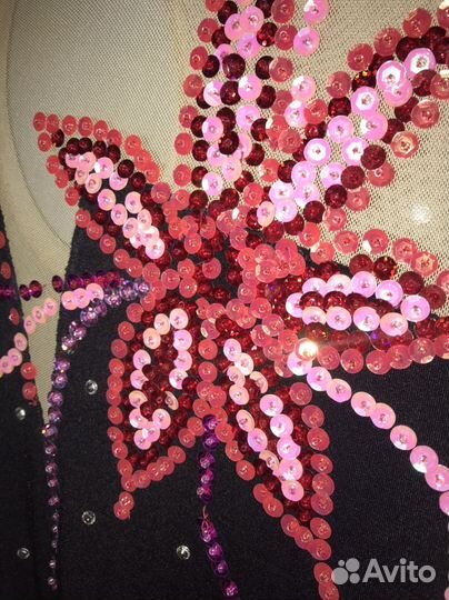 Костюм для фигурного катания 140-146 уточняйте