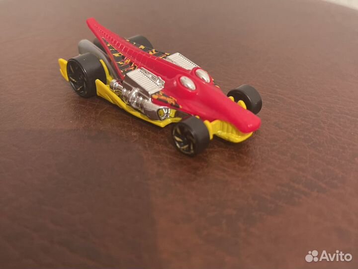 Машинки hot wheels