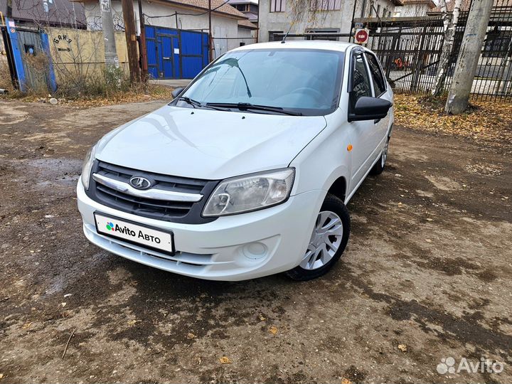 LADA Granta 1.6 МТ, 2015, 137 155 км