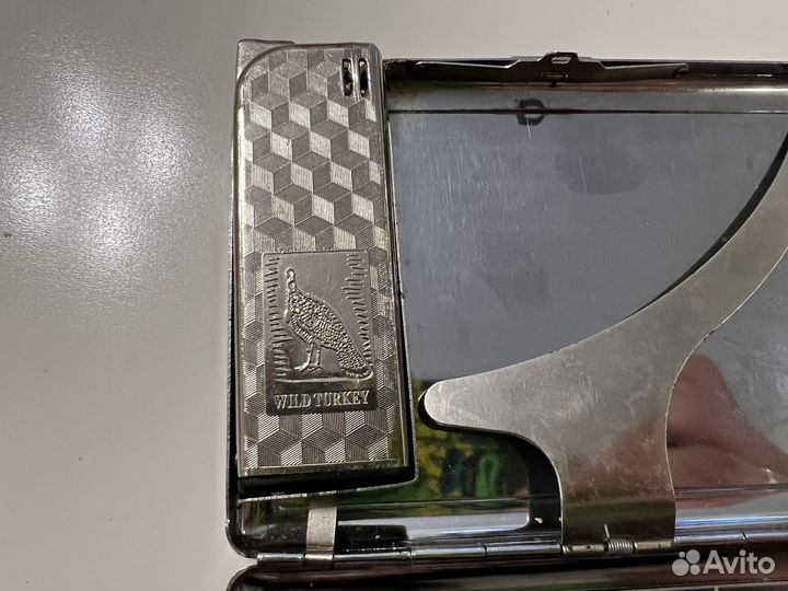 Портсигар с зажигалкой