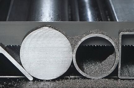 Резка металла ленточной пилой