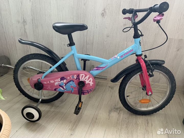 Продаю детский велосипед btwin