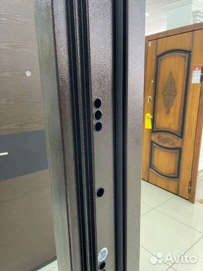 Дверь Сахалин терморазрыв