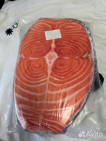 Подушка лосось