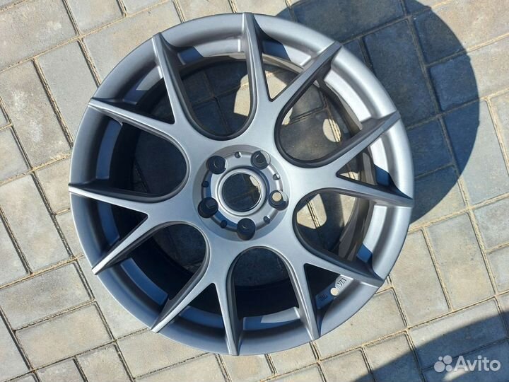 Литье диски r18 5x114 3