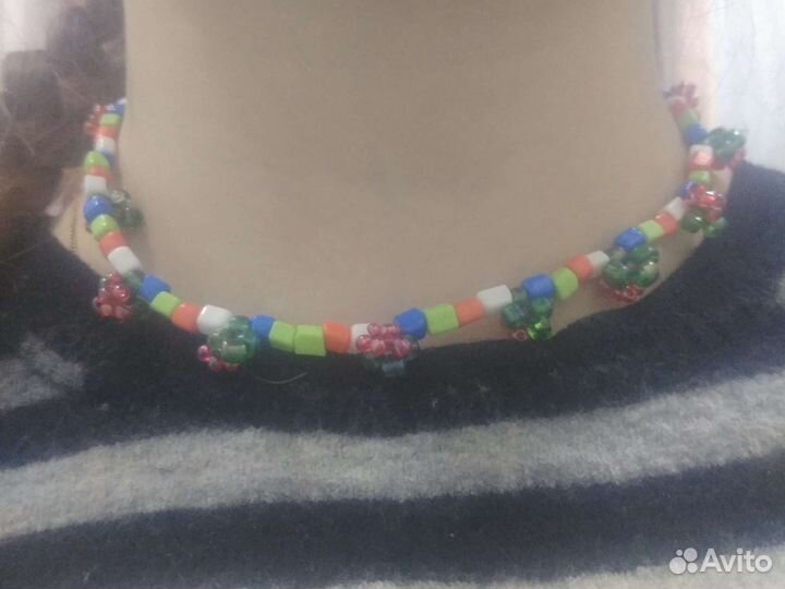 Комплект украшений из бисера