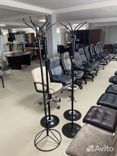 Вешалка напольная