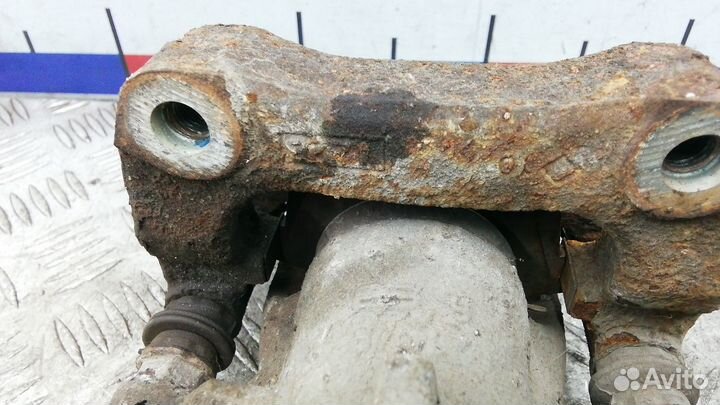 Суппорт задний правый Citroen Berlingo 2 (B9)