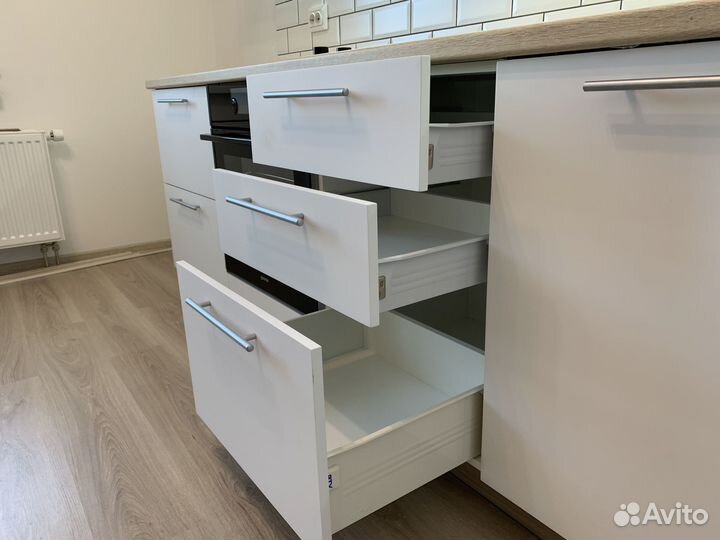 Прямая кухня новая мдф ксп:30883