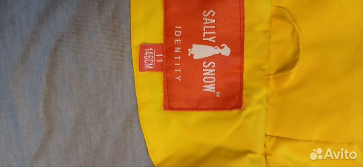 Куртка на девочку