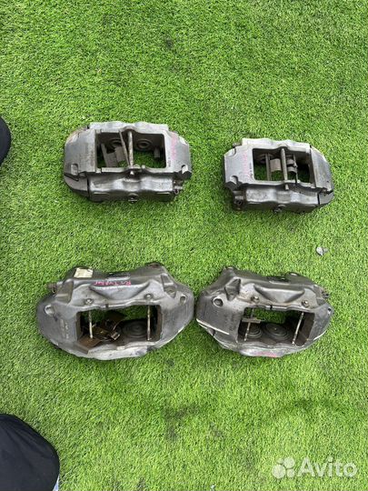 Суппорт задний правый Volkswagen touareg 02-10