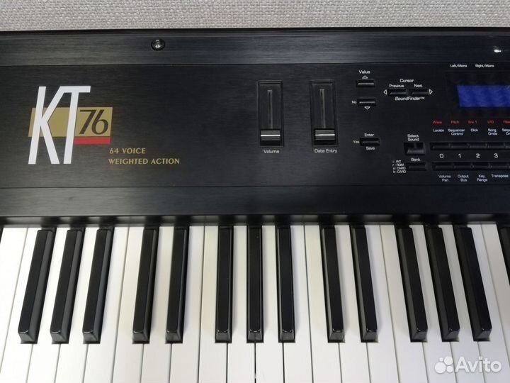Ensoniq KT76 (молоточковая клавиатура Fatar)