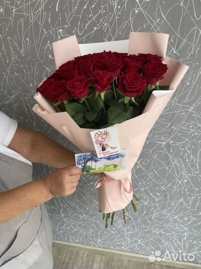Букет из 25 роз 70 см