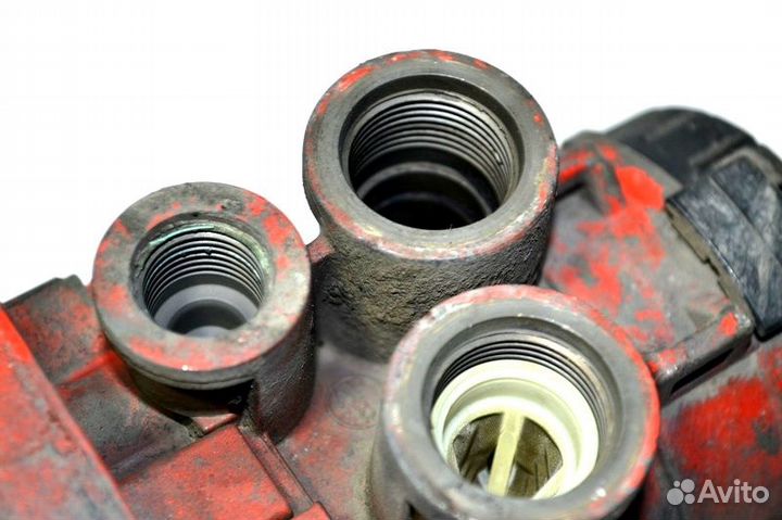 Кран EBS, переднего моста, левый (модулятор) scani