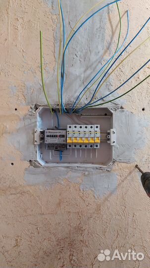 Электрик,услуги электрика