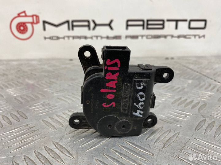 Б/У Сервопривод заслонки печки (моторчик