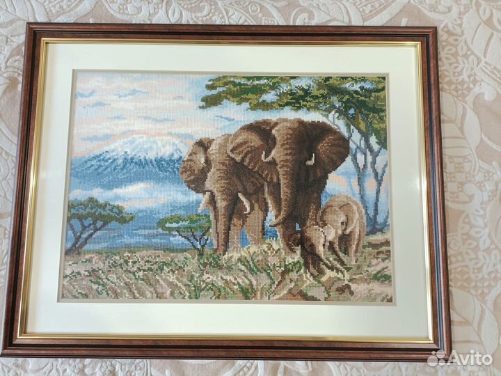 Картина вышитая крестом