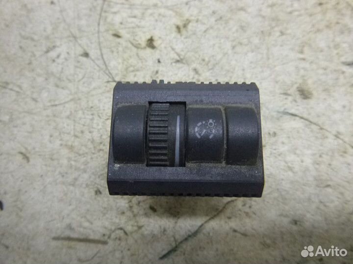 Кнопка регулеровки освещения панели приборов Volks