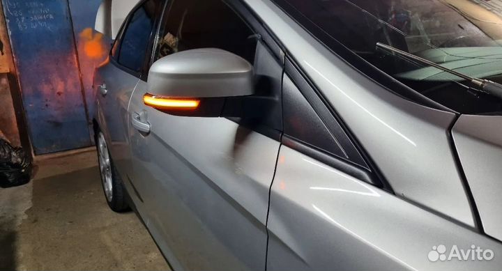 Поворотник бегущий в зеркало focus mondeo