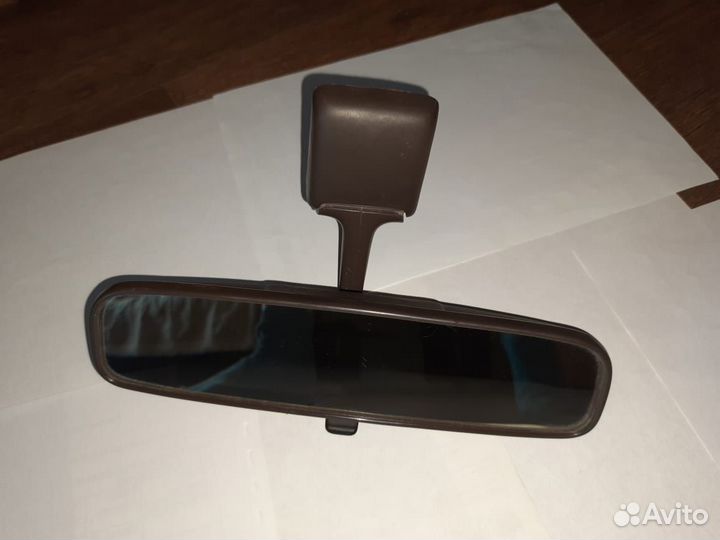 Зеркало автомобильное внутрисалонное