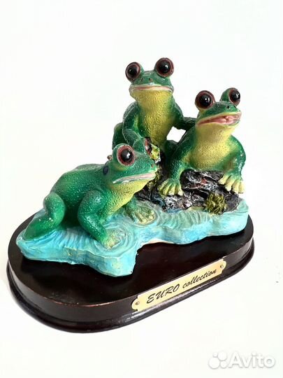 Статуэтка фигурка лягушки