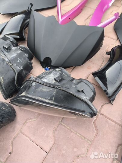 Пластик Yamaha YZF-R1