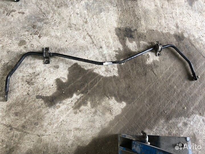 Стабилизатор поперечной устойчивости задний