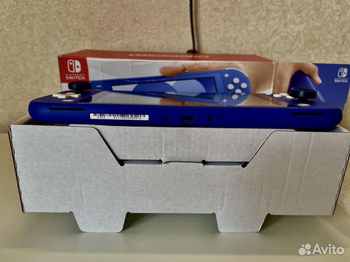Nintendo switch lite чипованная