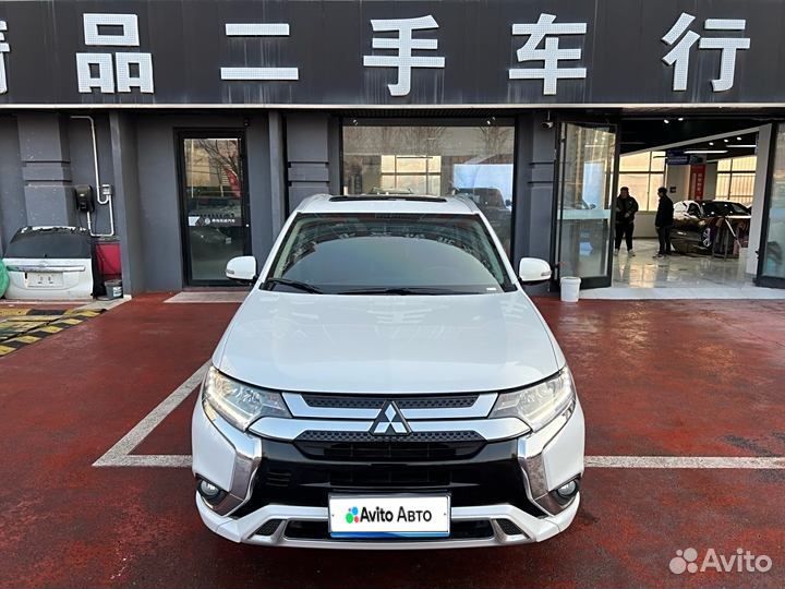 Mitsubishi Outlander 2.0 CVT, 2021, 42 346 км