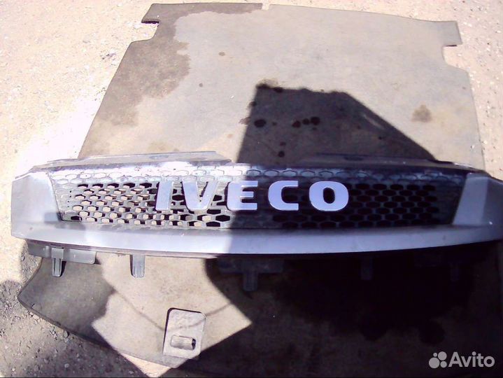 Решетка радиатора Iveco daily 4 5801255766